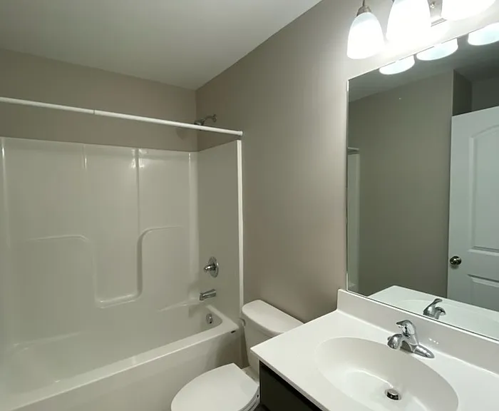 1472 B St #1472 — Photo 9