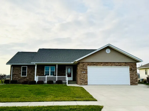 1613 Oxford Dr, Celina, OH 45822