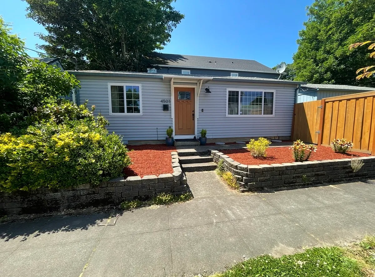 Building Photo - 4501 SE 36th Ave