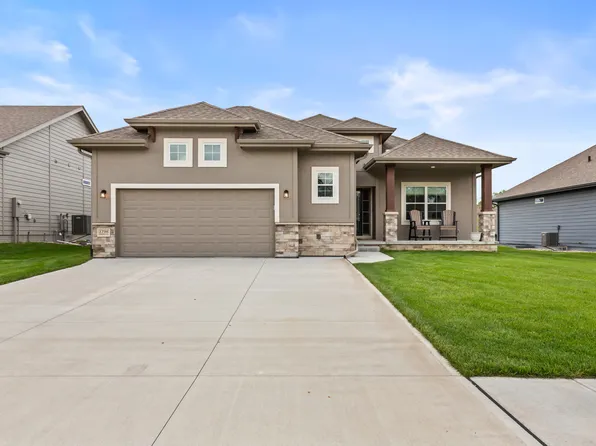 1796 Blackthorn St, Council Bluffs, IA 51503