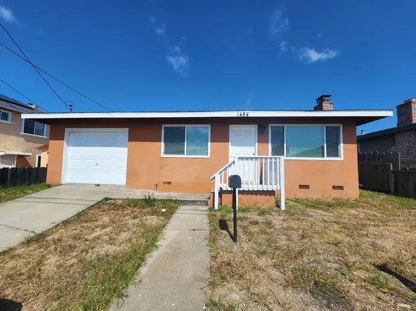 1484 Judson St, Seaside, CA 93955