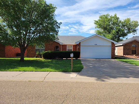 2nd image of 2229 Country Meadows Dr