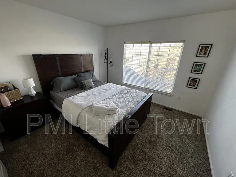 24646 E Florida Ave — Photo 22