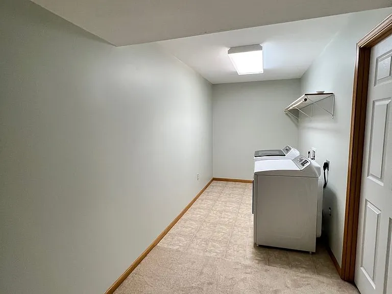 2214 Elk Ct — Photo 21