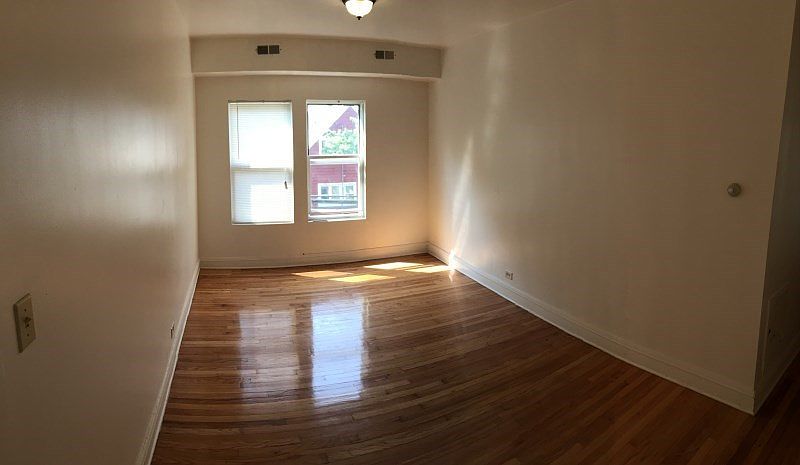 2nd image of 7928 S Union Ave #1