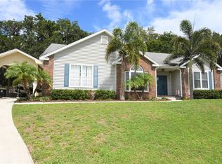 1065 Hidden Dr, Lakeland, FL 33809