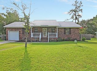 1027 Limerick Dr, Moncks Corner, SC 29461