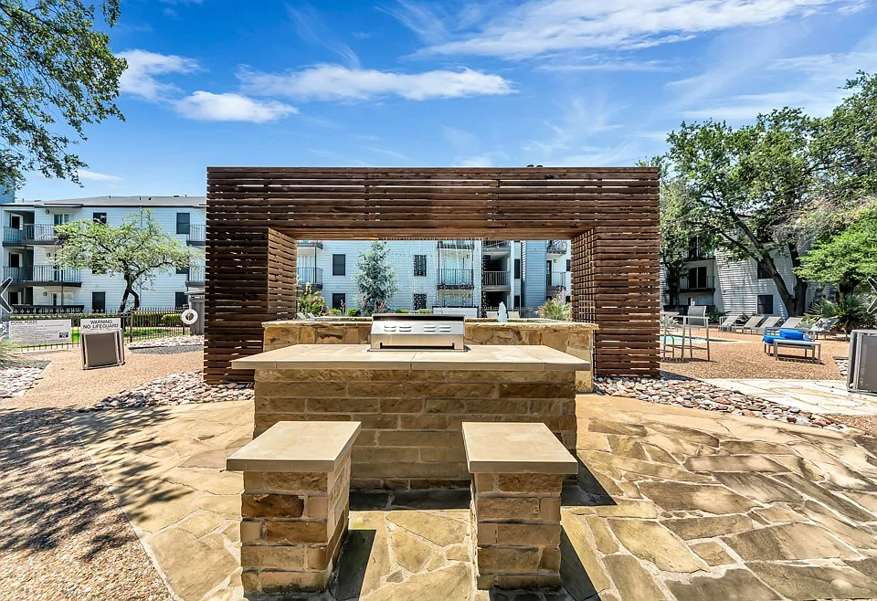Relax and unwind in our outdoor lounge with fire pit - perfect for evenings with friends and neighbors.