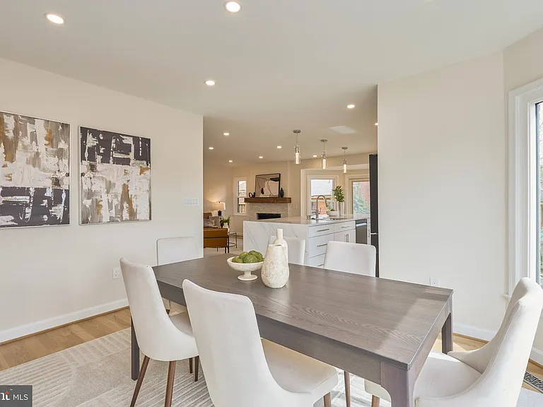 6615 Anthony Crest Sq — Photo 11
