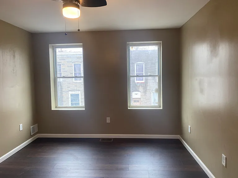 428 Furrow St — Photo 9
