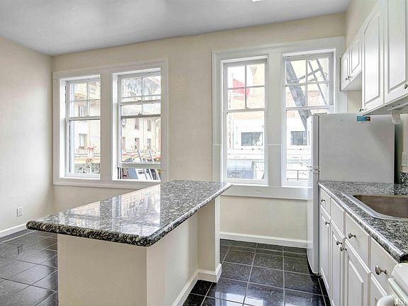 5th image of 750 Grant Ave #24