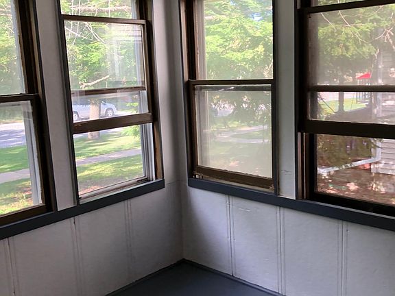 Enclosed front porch