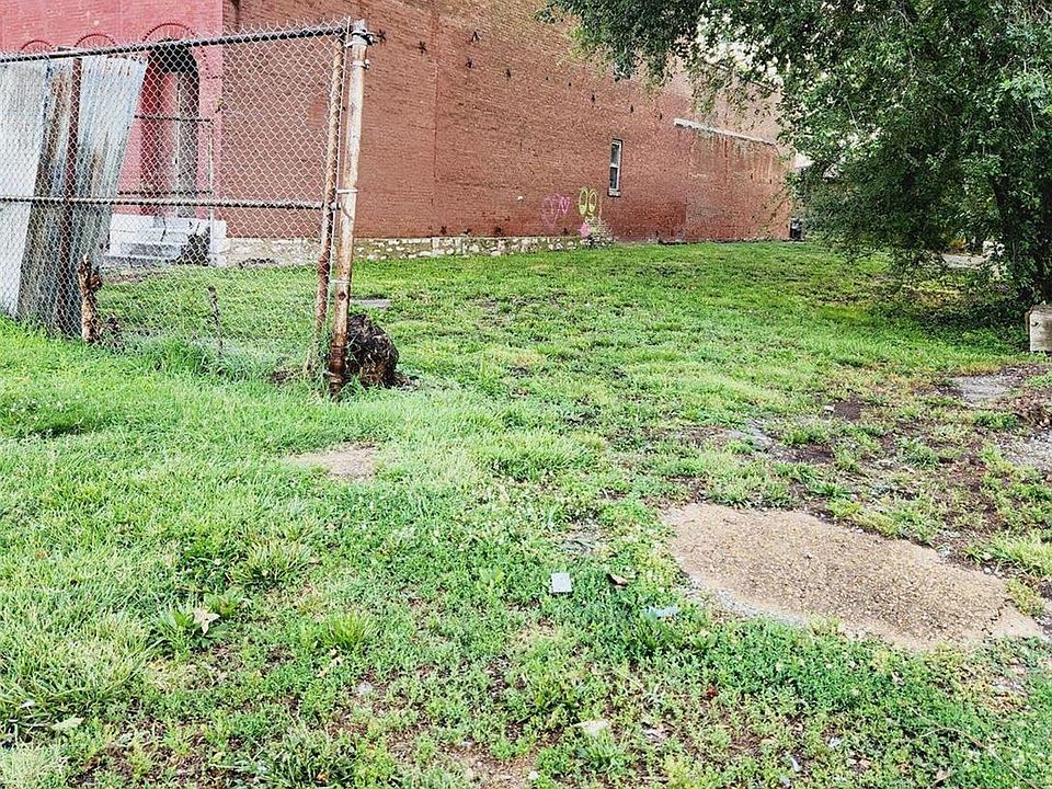 2nd image of 3619 Missouri Ave