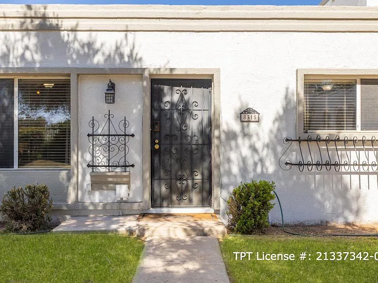 8315 E Orange Blossom Ln — Photo 25