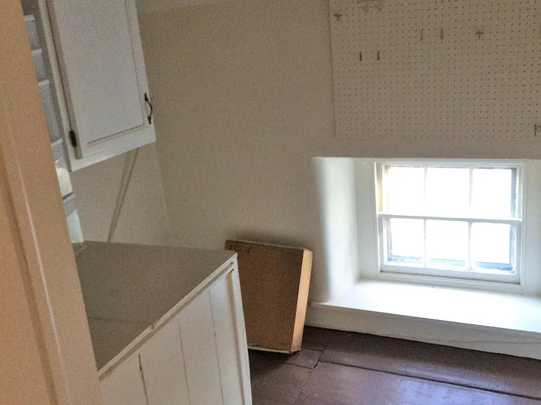133 E 1st Ave #3 — Photo 9