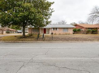 101 Crescent Dr, Kerrville, TX 78028