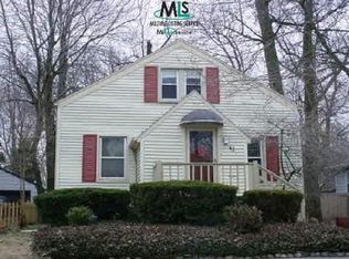 42 N Sylvan Ave, Pleasant Ridge, MI 48069