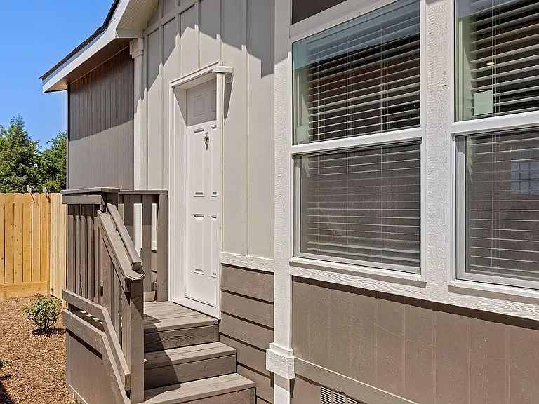 Blythe Village — Photo 14