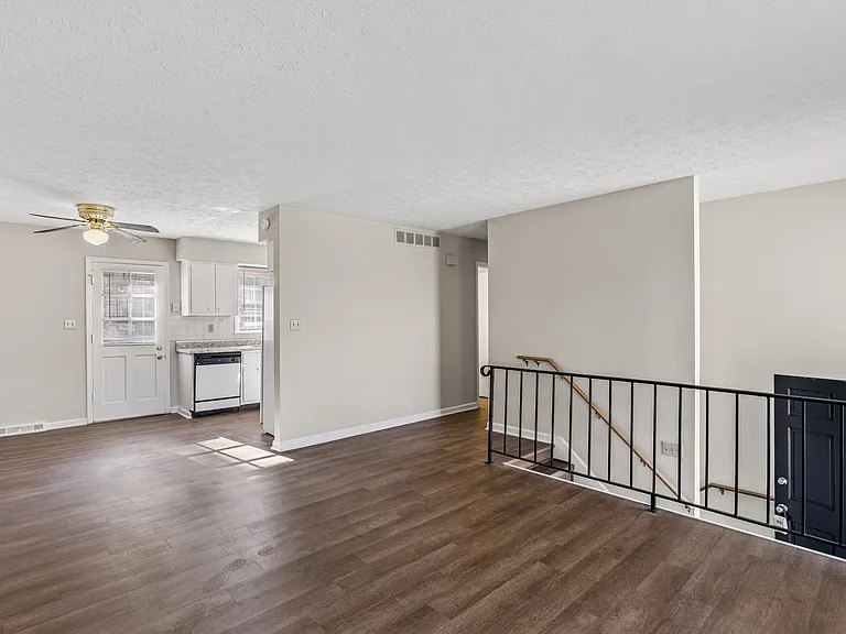 3395 Montavesta Rd — Photo 2
