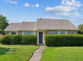 720 Lena Ct, Garland, TX 75040