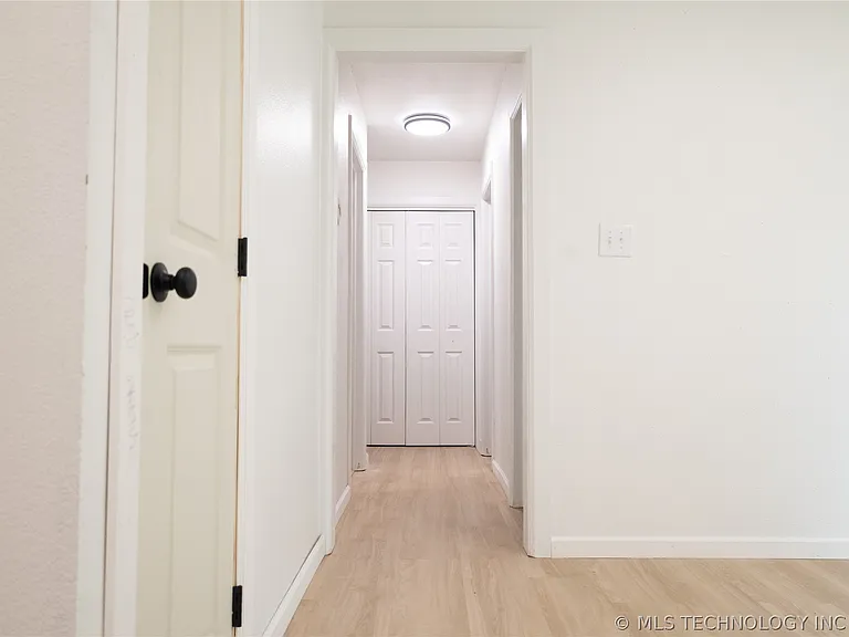909 W El Paso Pl — Photo 10