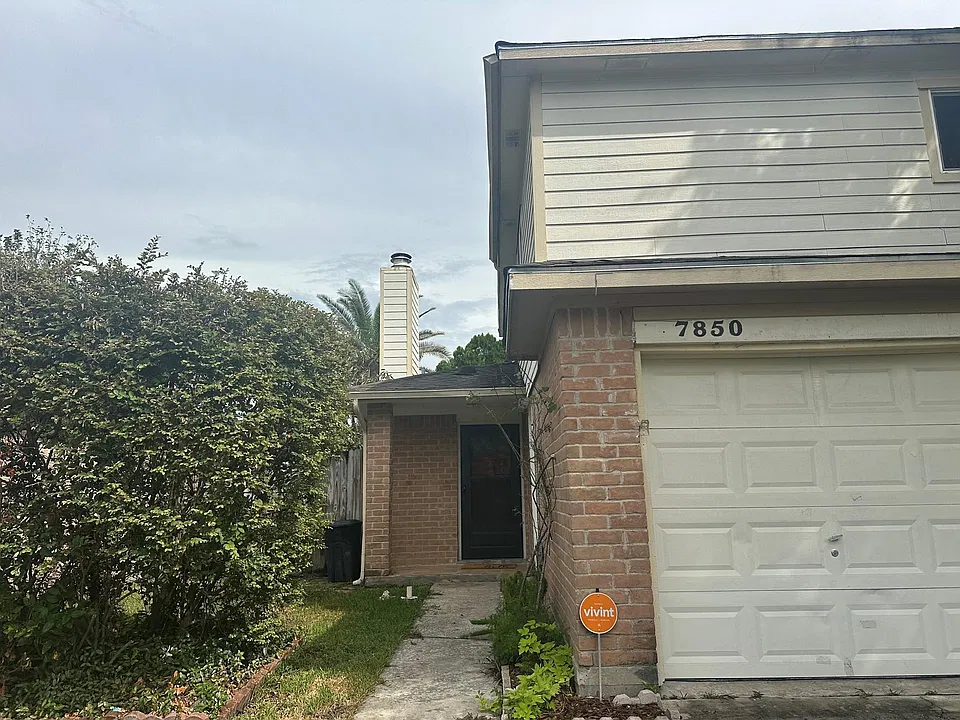7850 Hillbarn Dr