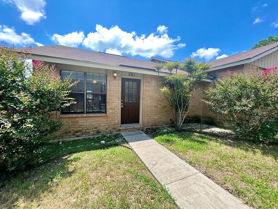 1st image of 4545 Hoeneke St APT 201