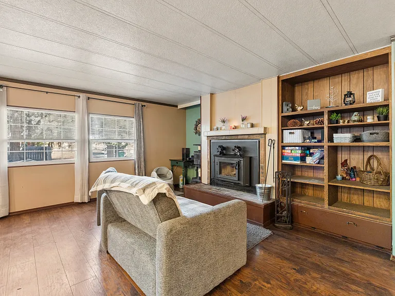 18010 Ponderosa Ln — Photo 12