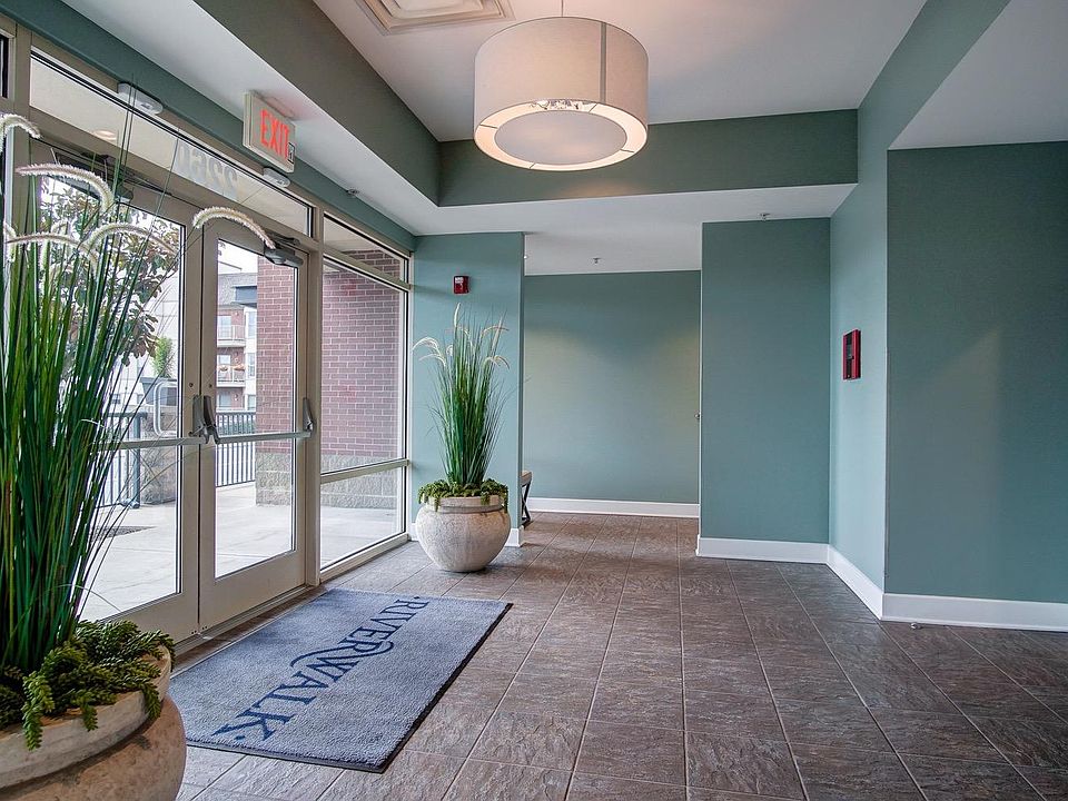 2260 Riverside Dr UNIT 205, Cincinnati, OH 45202 | Zillow