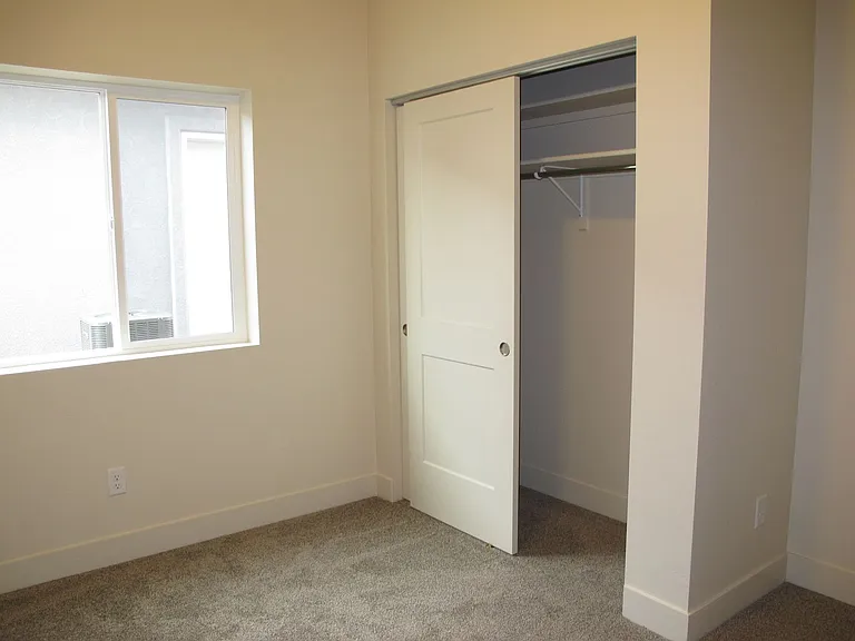 431 San Juan St — Photo 15