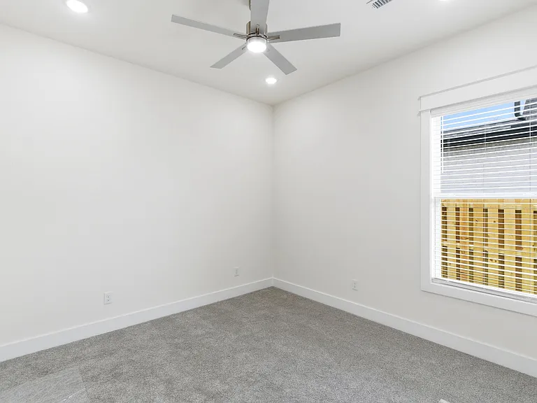 531 Bose Ave — Photo 20