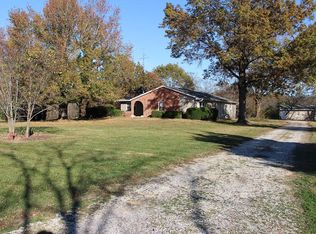 604 W Smokey Ln, Murrayville, IL 62668