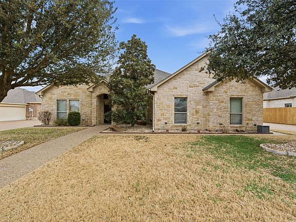 2nd image of 152 Ellis Farm Rd