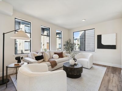 884 20th St, Oakland, CA, 94607