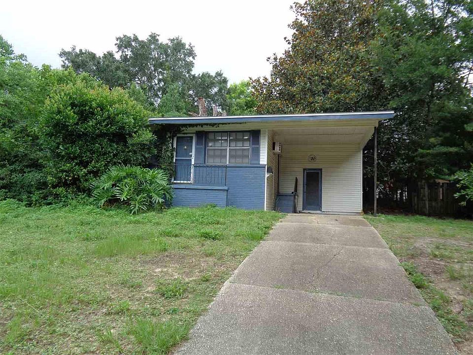 1st image of 906 Blue Springs Dr
