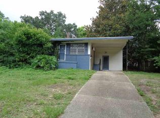 906 Blue Springs Dr, Pensacola, FL 32505