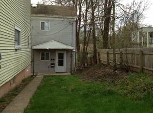 233 Marion St, Mc Kees Rocks, PA 15136