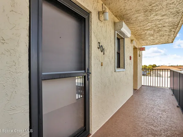 500 Palm Springs Blvd APT 301, Indian Harbour Beach, FL 32937