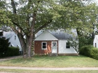 3295 Oaklawn St, Columbus, OH 43224