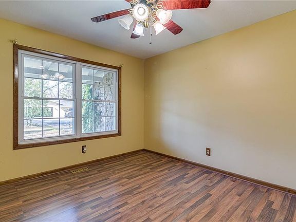 2nd image of 14182 Wolf Dr