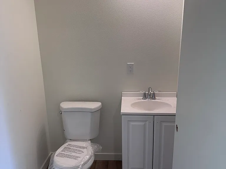 115 S James St #15 — Photo 7