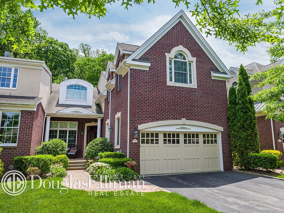 17 Kensington Cir, Manhasset, NY 11030 Zillow