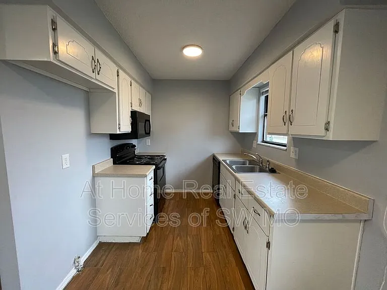 4355 S Glenn Ave #A — Photo 5