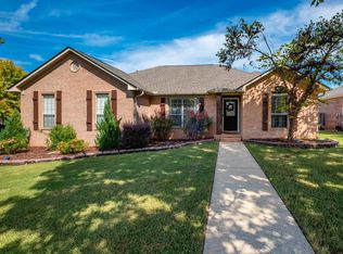 170 Diamond Pointe Dr, Maumelle, AR 72113