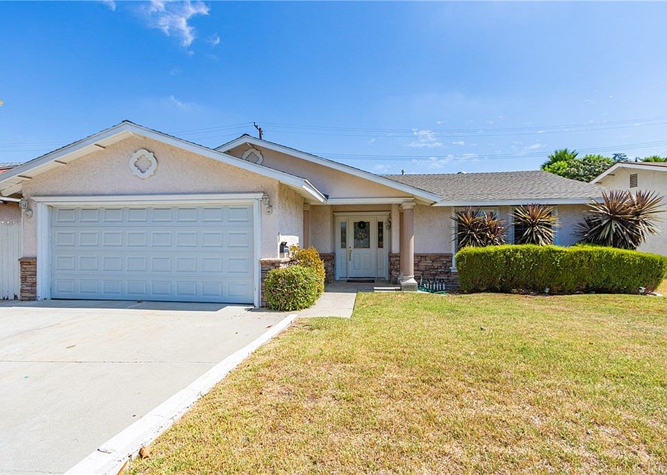1st image of 2941 E Quinnell Dr