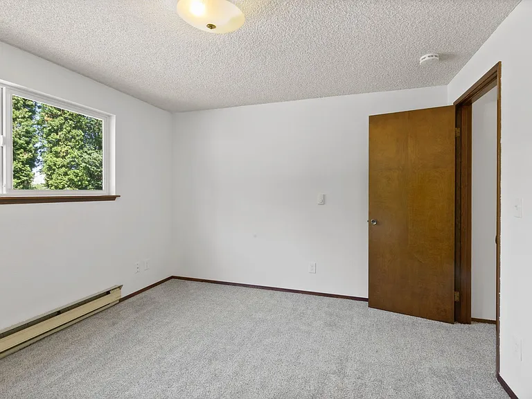 9012 Pipeline Rd E #7 — Photo 10