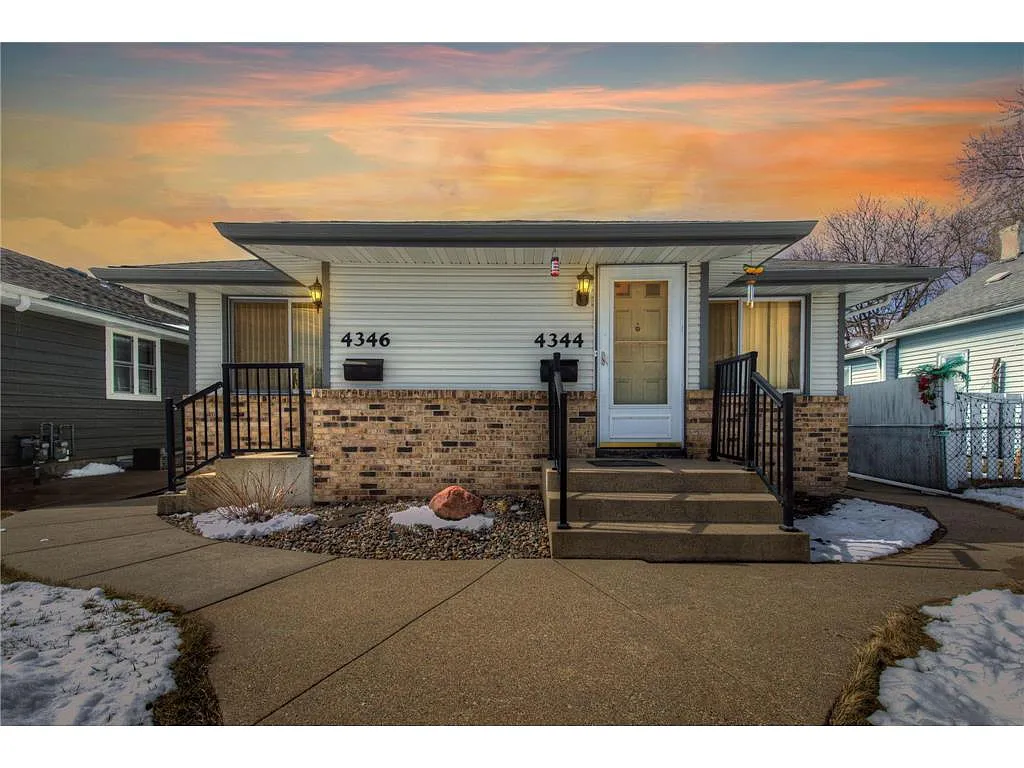 Building Photo - 4344 Chicago Ave #A