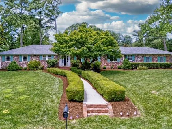 1611 Whitethorne Rd, Virginia Beach, VA 23455