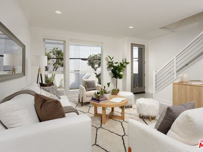 6067 W Studio Ct, Los Angeles, CA, 90038