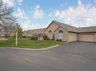 92 Abbeycross Ln, Westerville, OH 43082